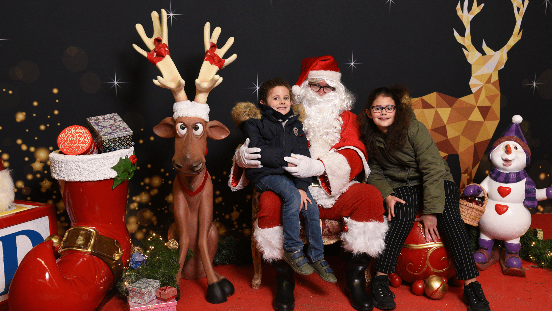 Photo avec le père-noël sur notre stand photo Histoire et Tradition